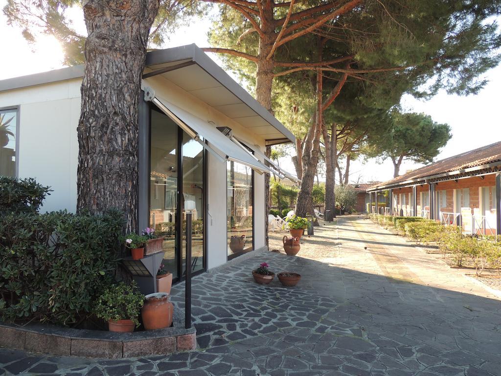 Appartamenti Villaggio Internazionale Albenga Extérieur photo