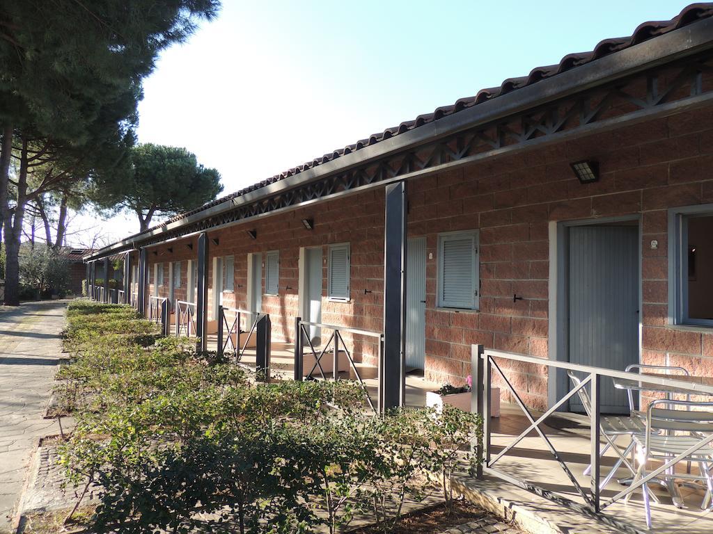 Appartamenti Villaggio Internazionale Albenga Extérieur photo